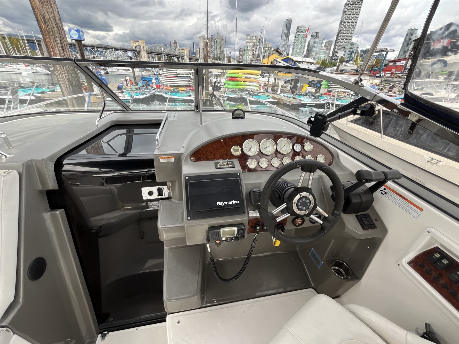2007 Regal 2860 Window Express - Photo 6