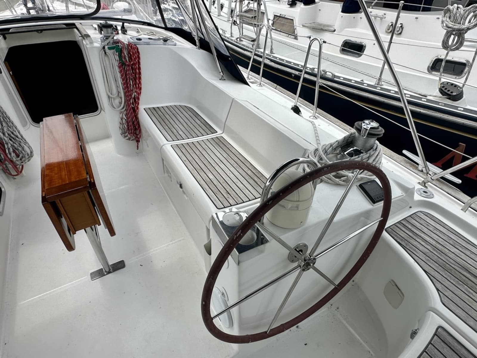 2002 Beneteau 473 - Photo 12