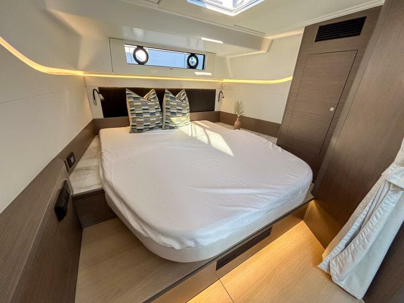 2027 Beneteau Gran Turismo 40 - Photo 12