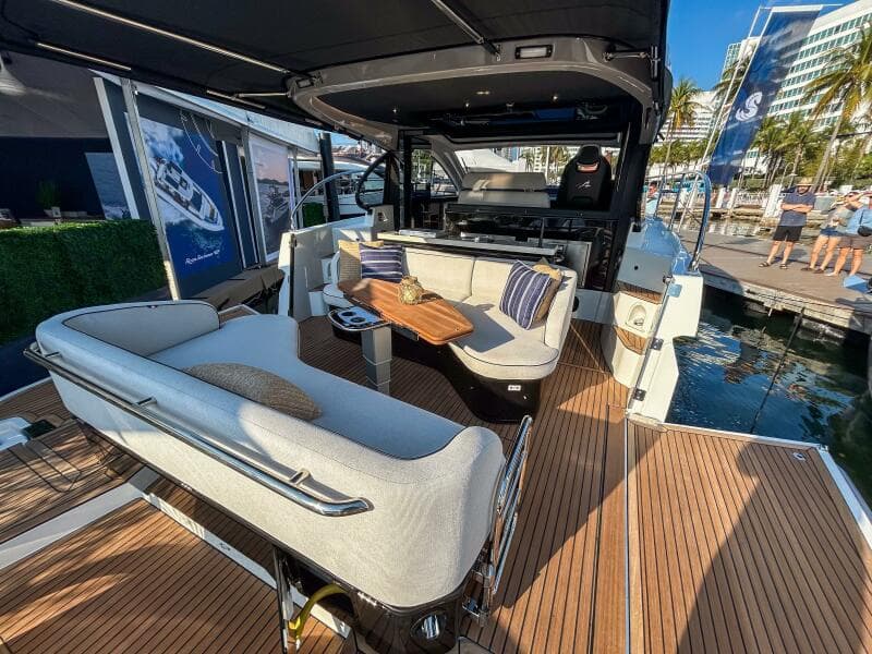 2027 Beneteau Gran Turismo 40 - Photo 13
