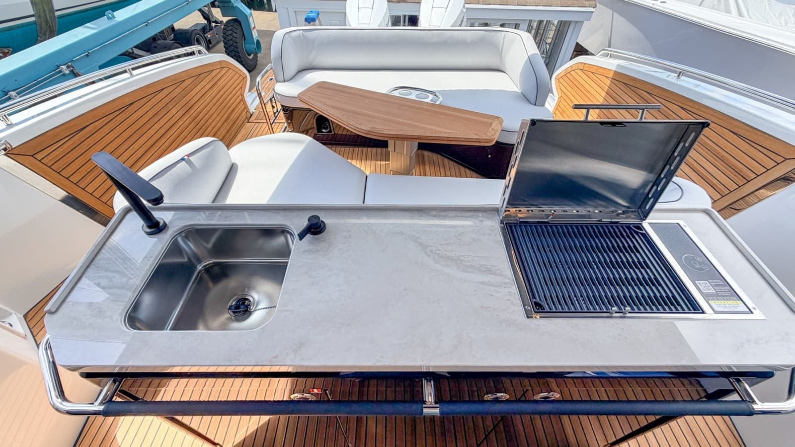 2027 Beneteau Gran Turismo 40 - Photo 14