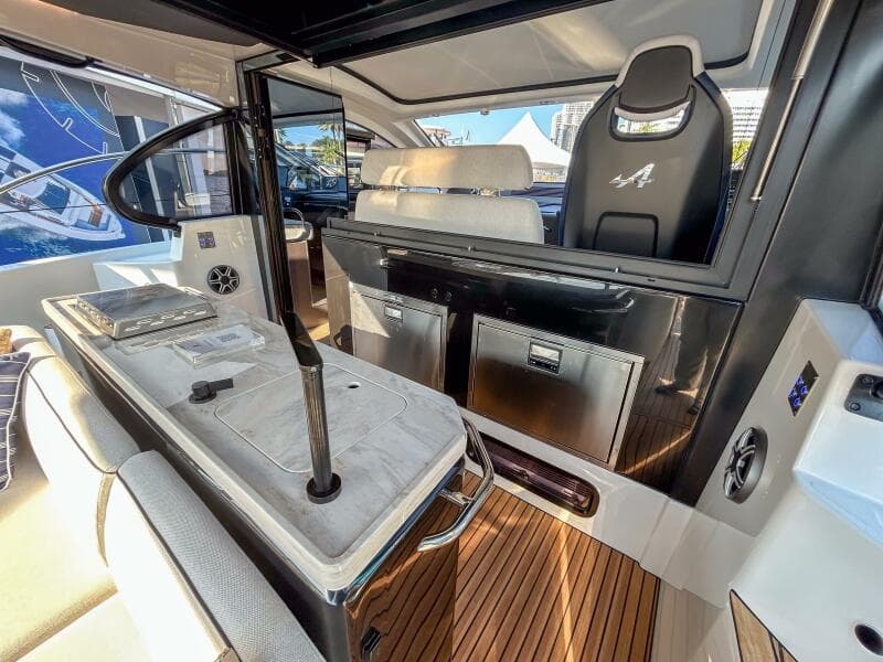2027 Beneteau Gran Turismo 40 - Photo 14
