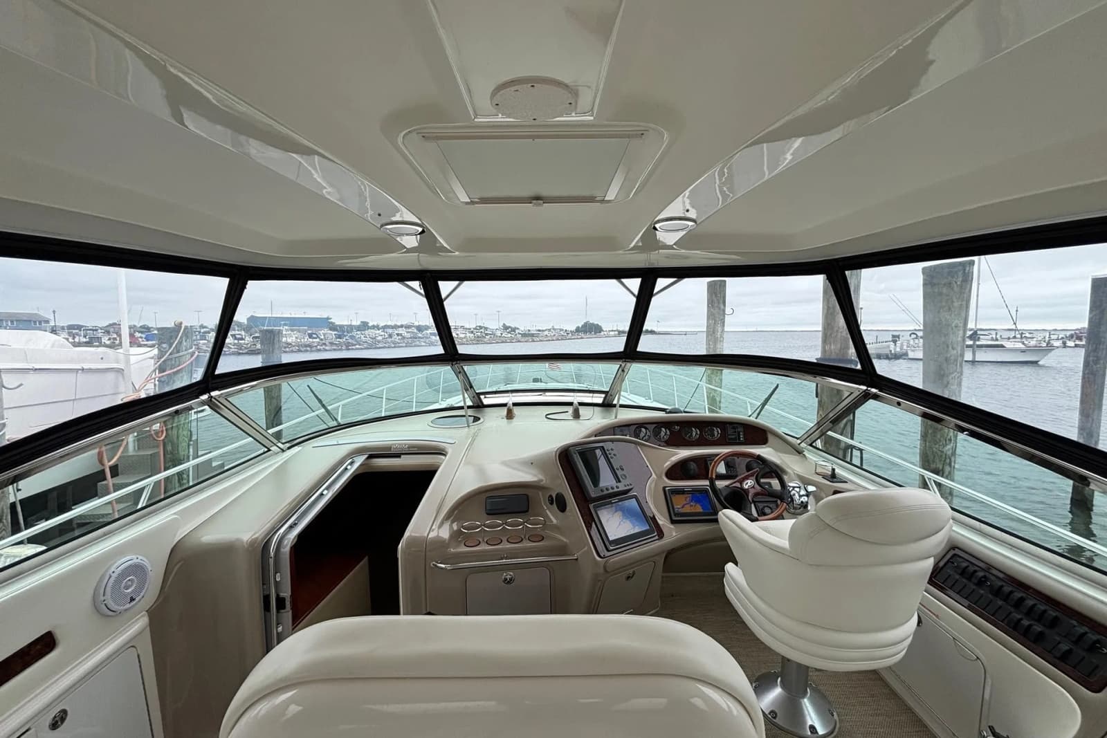 2003 Sea Ray 550 Sundancer - Photo 34