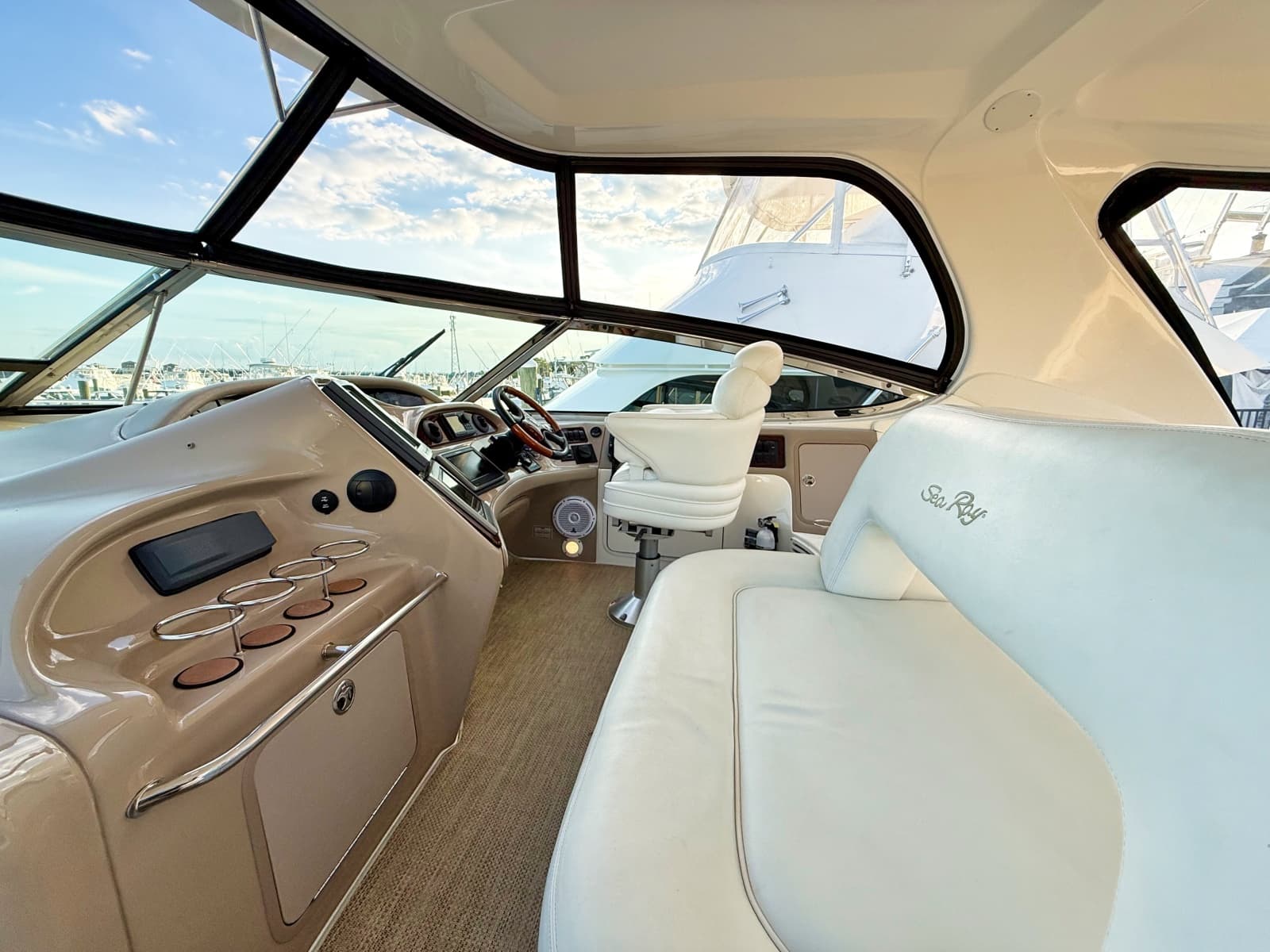 2003 Sea Ray 550 Sundancer - Photo 11