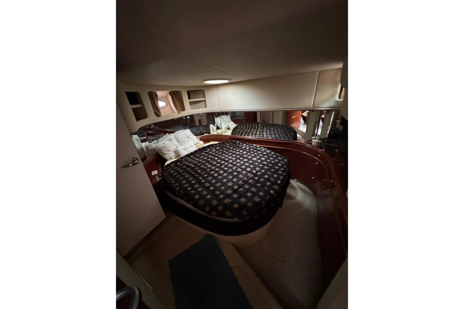 2003 Sea Ray 550 Sundancer - Photo 17