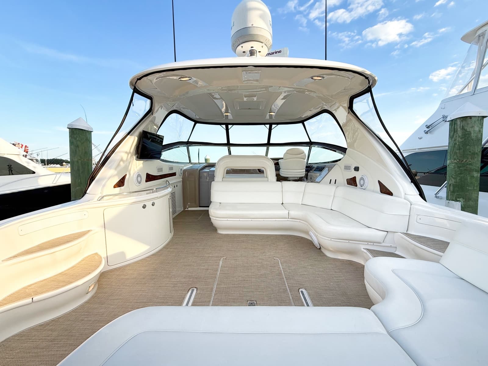 2003 Sea Ray 550 Sundancer - Photo 3