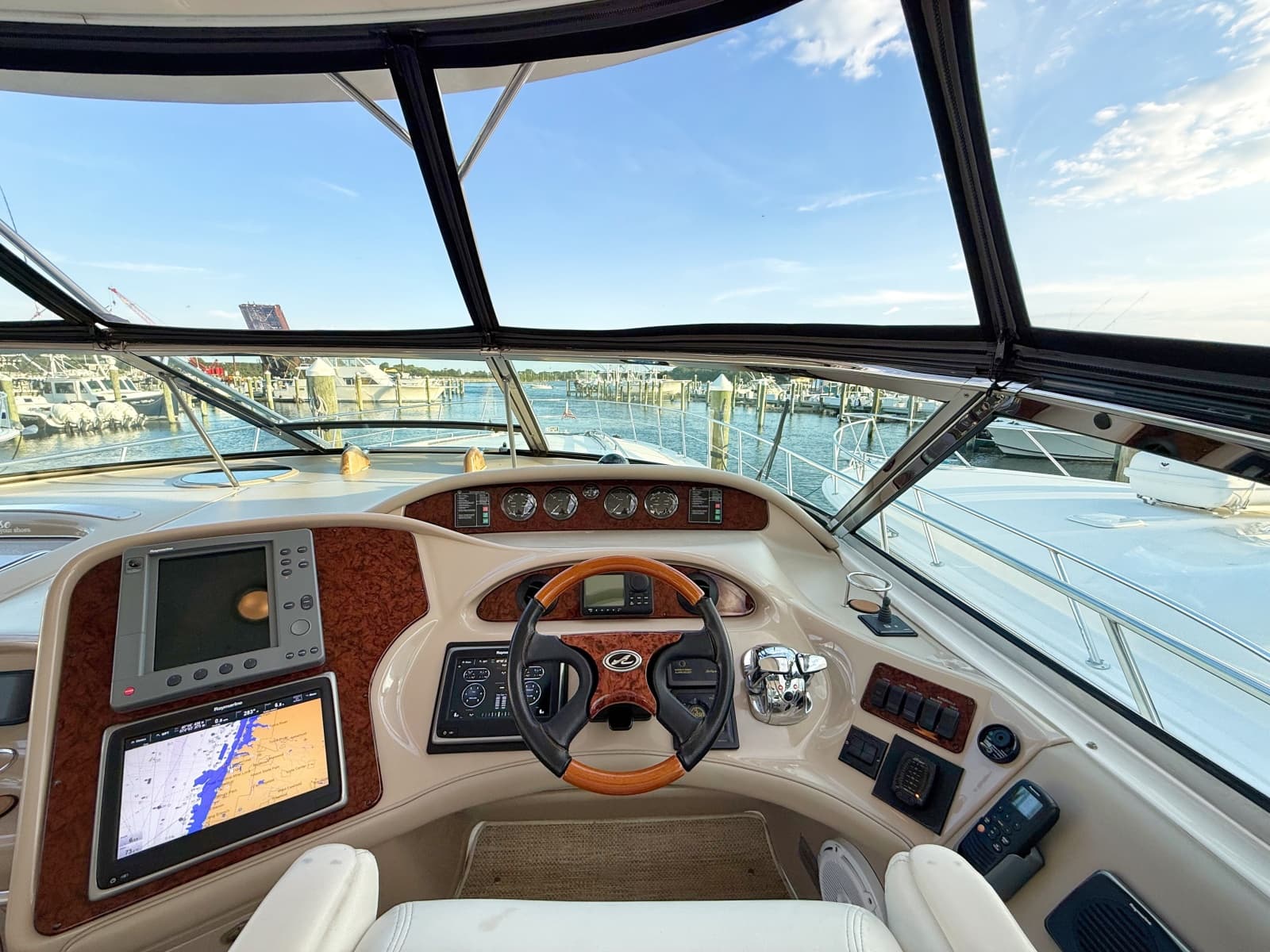 2003 Sea Ray 550 Sundancer - Photo 13