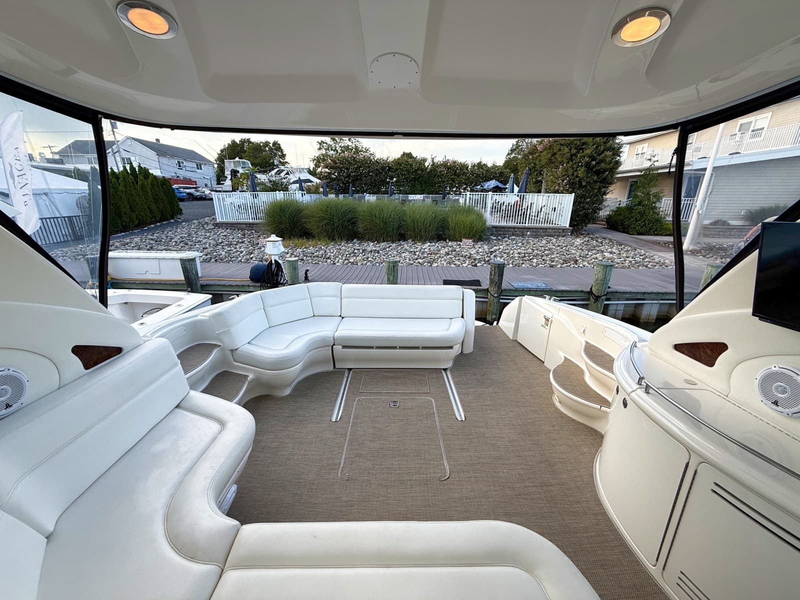 2003 Sea Ray 550 Sundancer - Photo 8