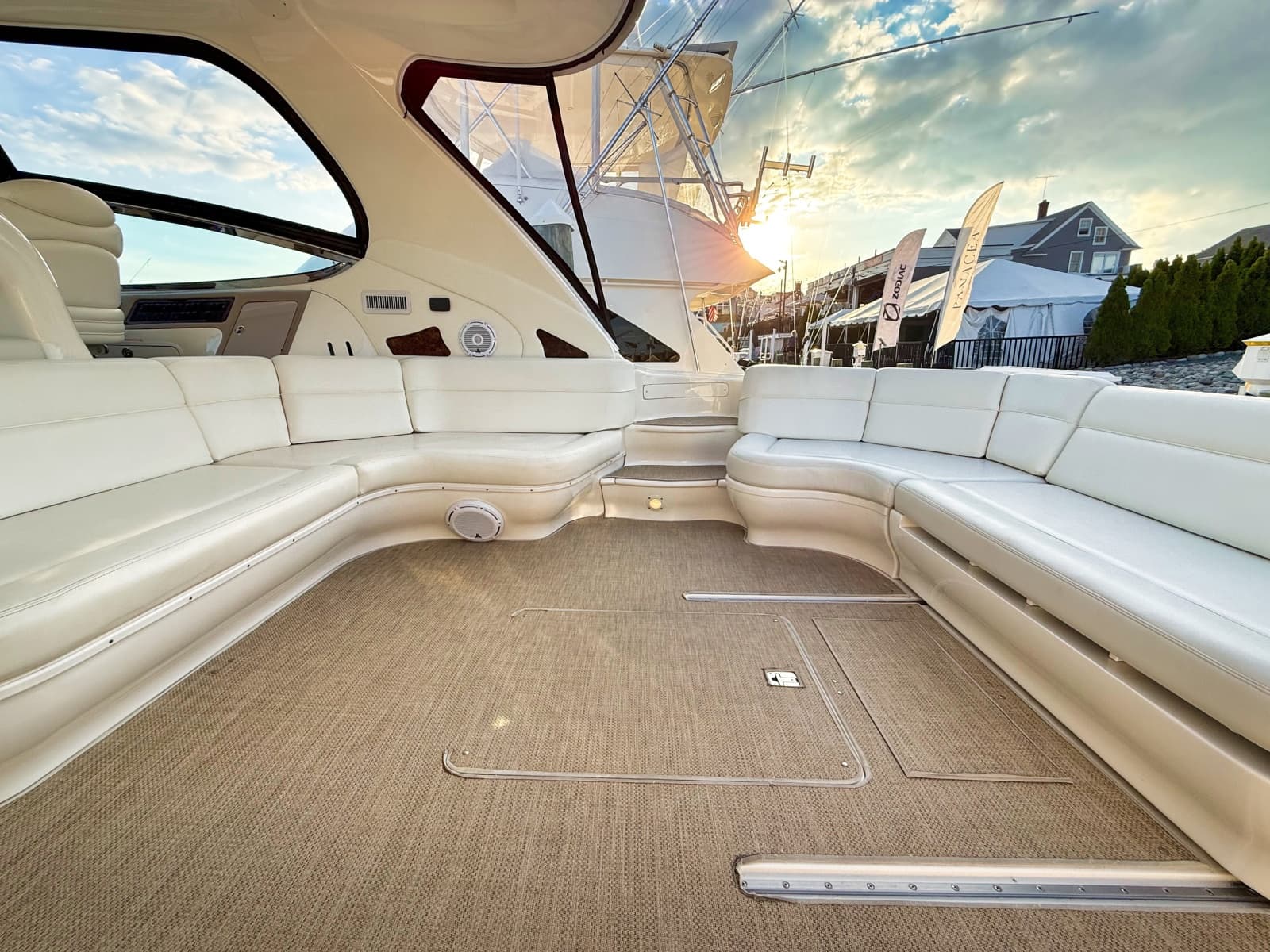 2003 Sea Ray 550 Sundancer - Photo 5
