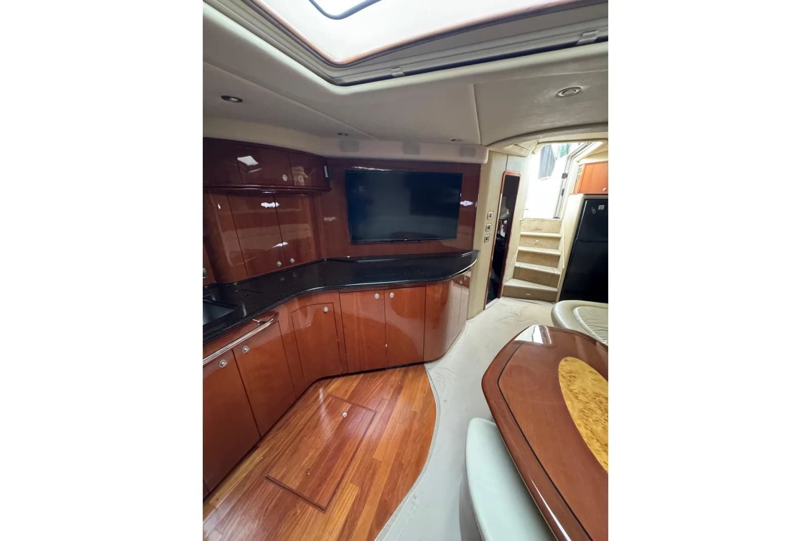 2003 Sea Ray 550 Sundancer - Photo 11