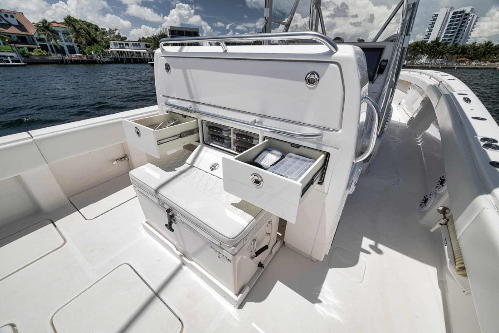2019 Invincible 39 - Photo 34