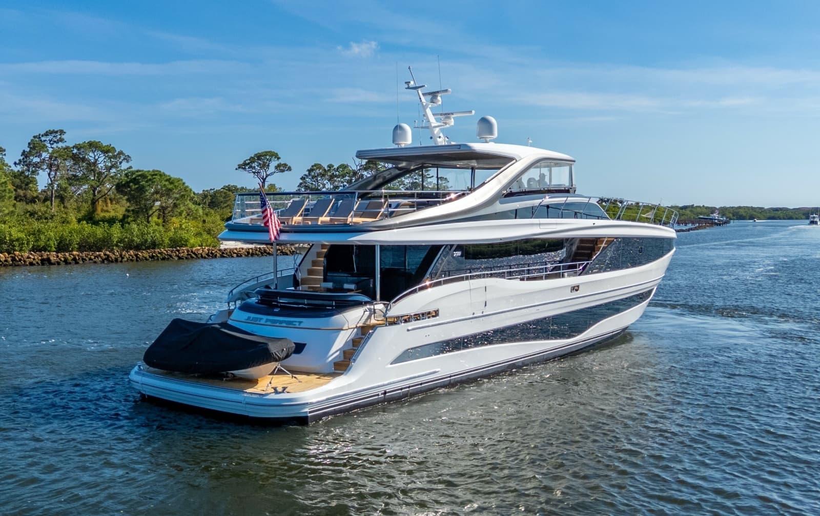 2025 Princess Y95 - Photo 4