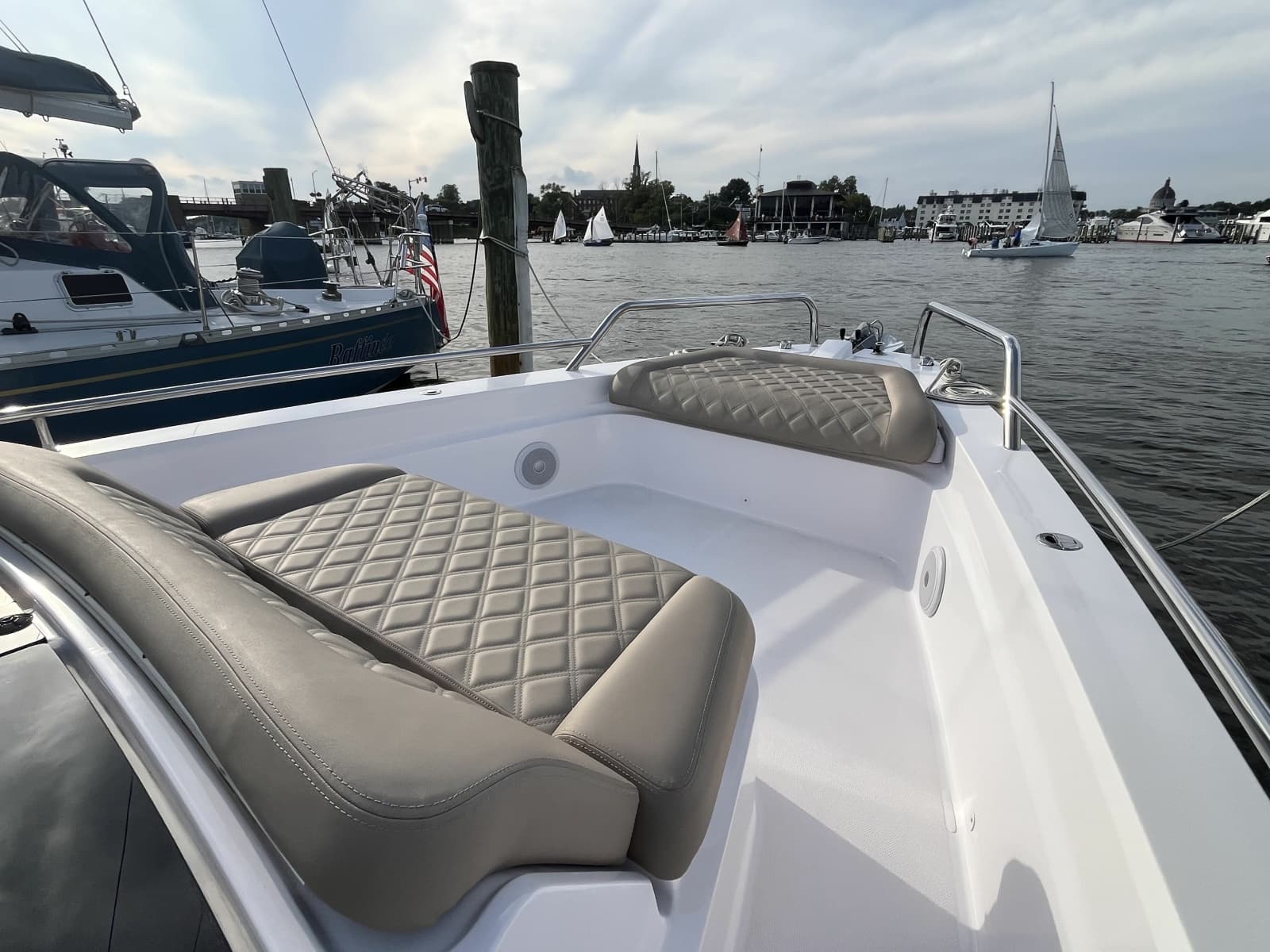 2023 Axopar 37 XC Cross Cabin - Photo 31