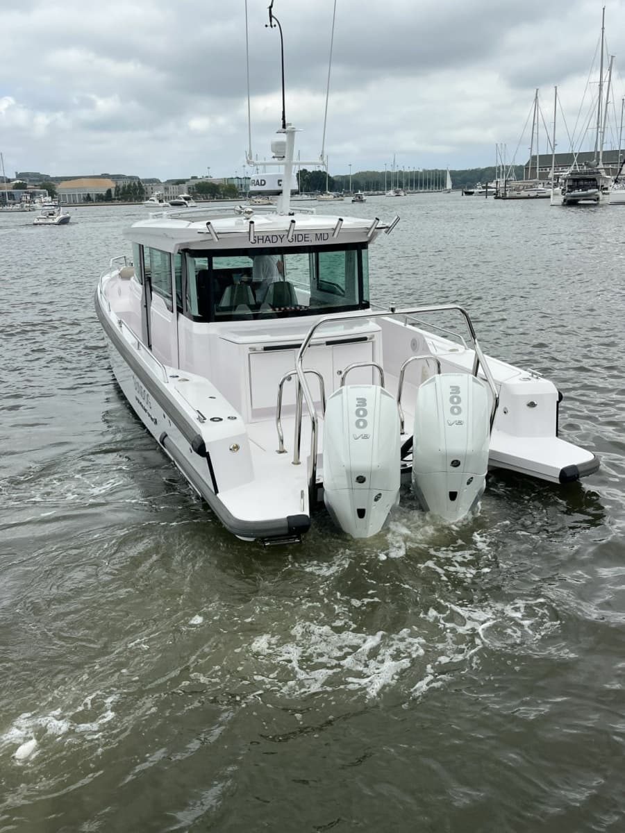 2023 Axopar 37 XC Cross Cabin - Photo 5