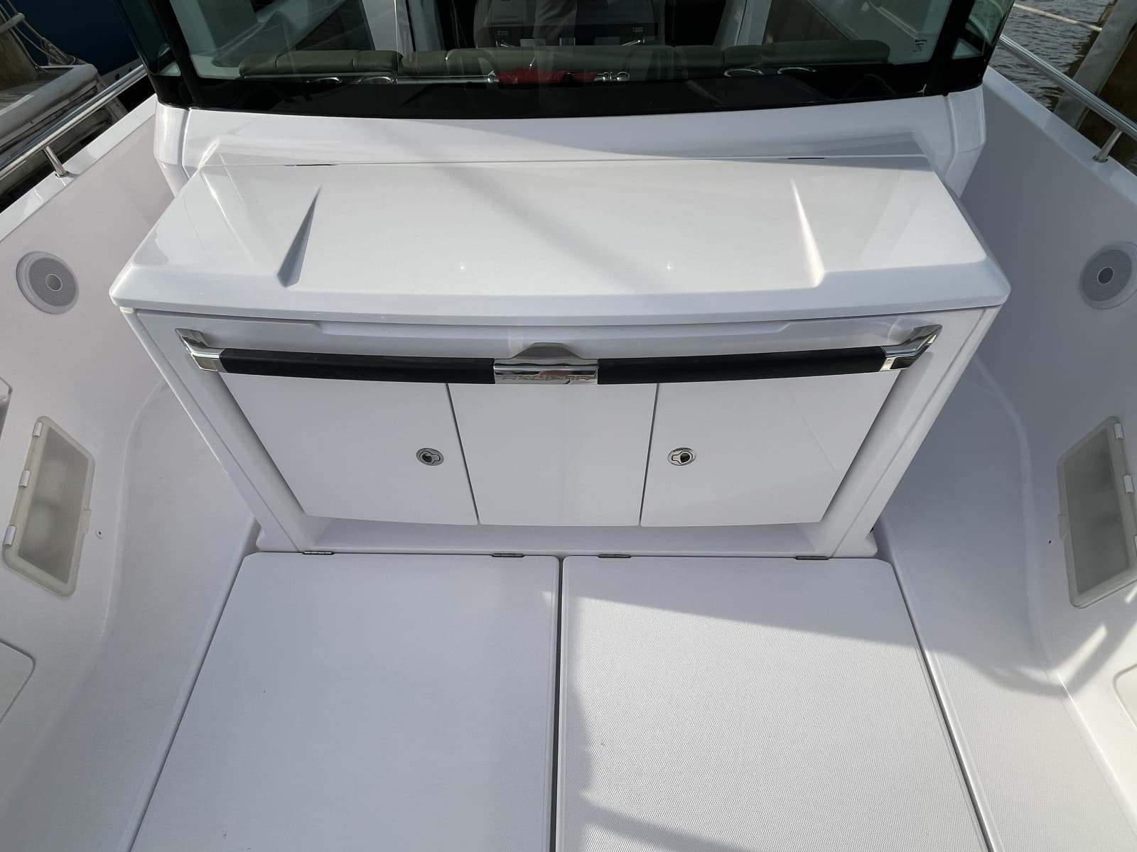 2023 Axopar 37 XC Cross Cabin - Photo 34