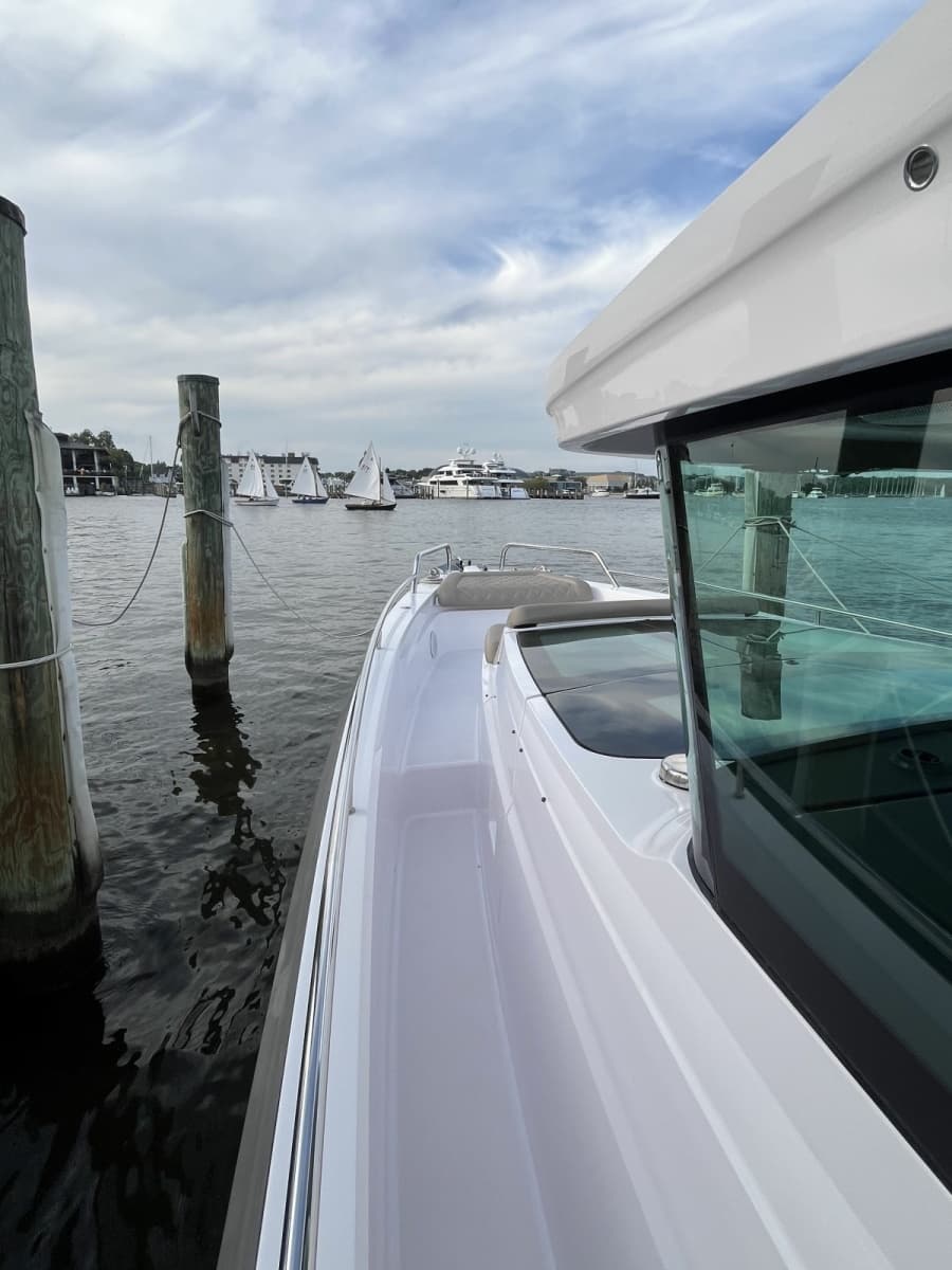 2023 Axopar 37 XC Cross Cabin - Photo 42