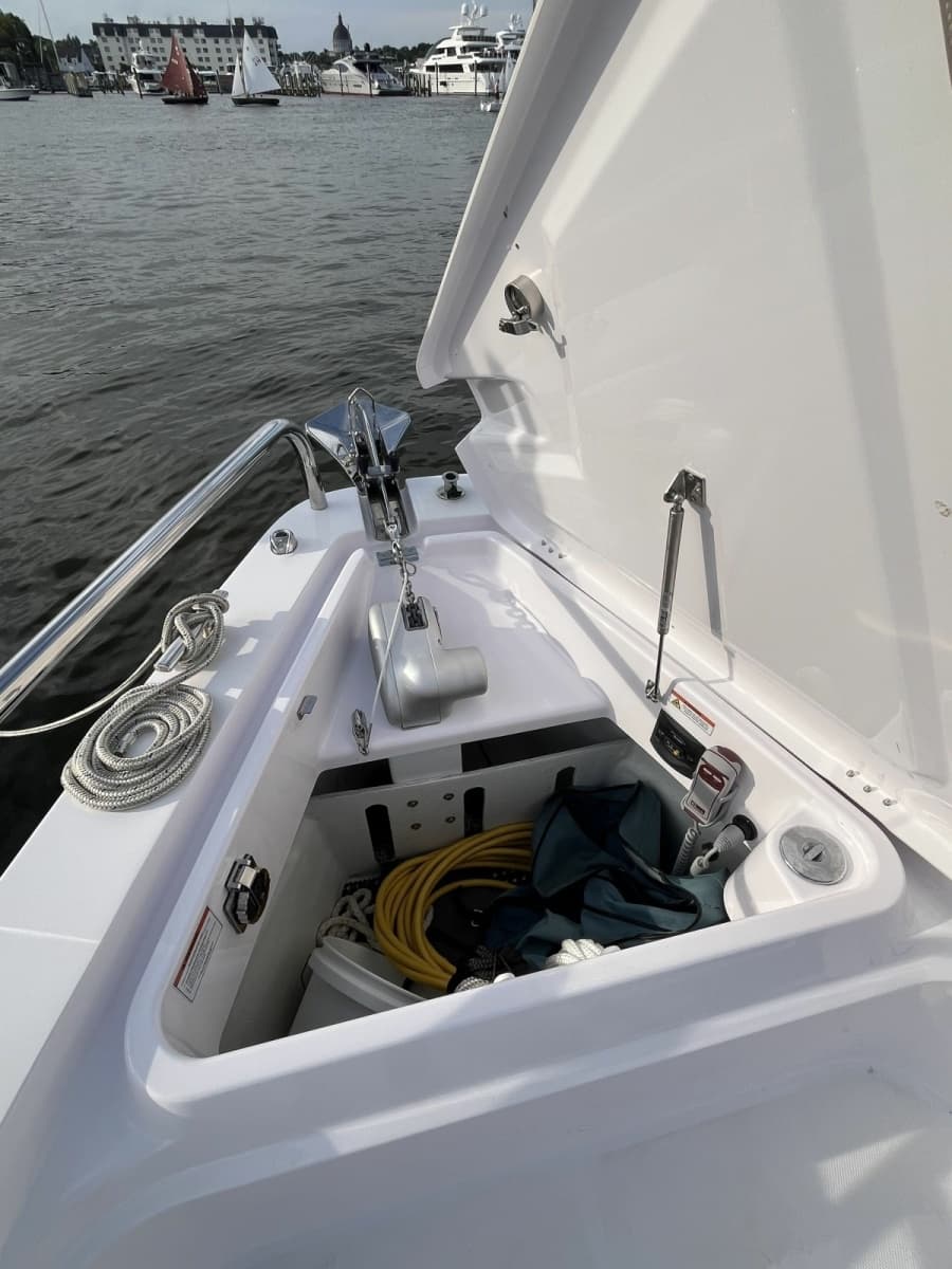 2023 Axopar 37 XC Cross Cabin - Photo 40