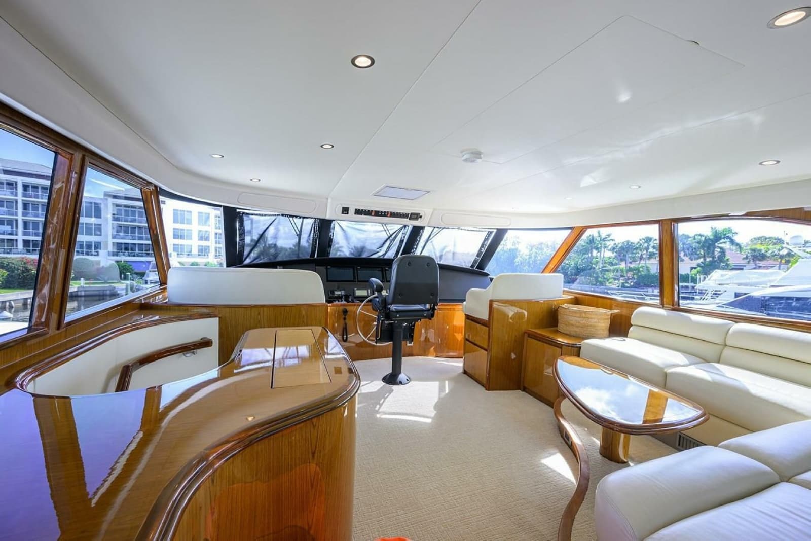 2010 Viking Enclosed Flybridge - Photo 24