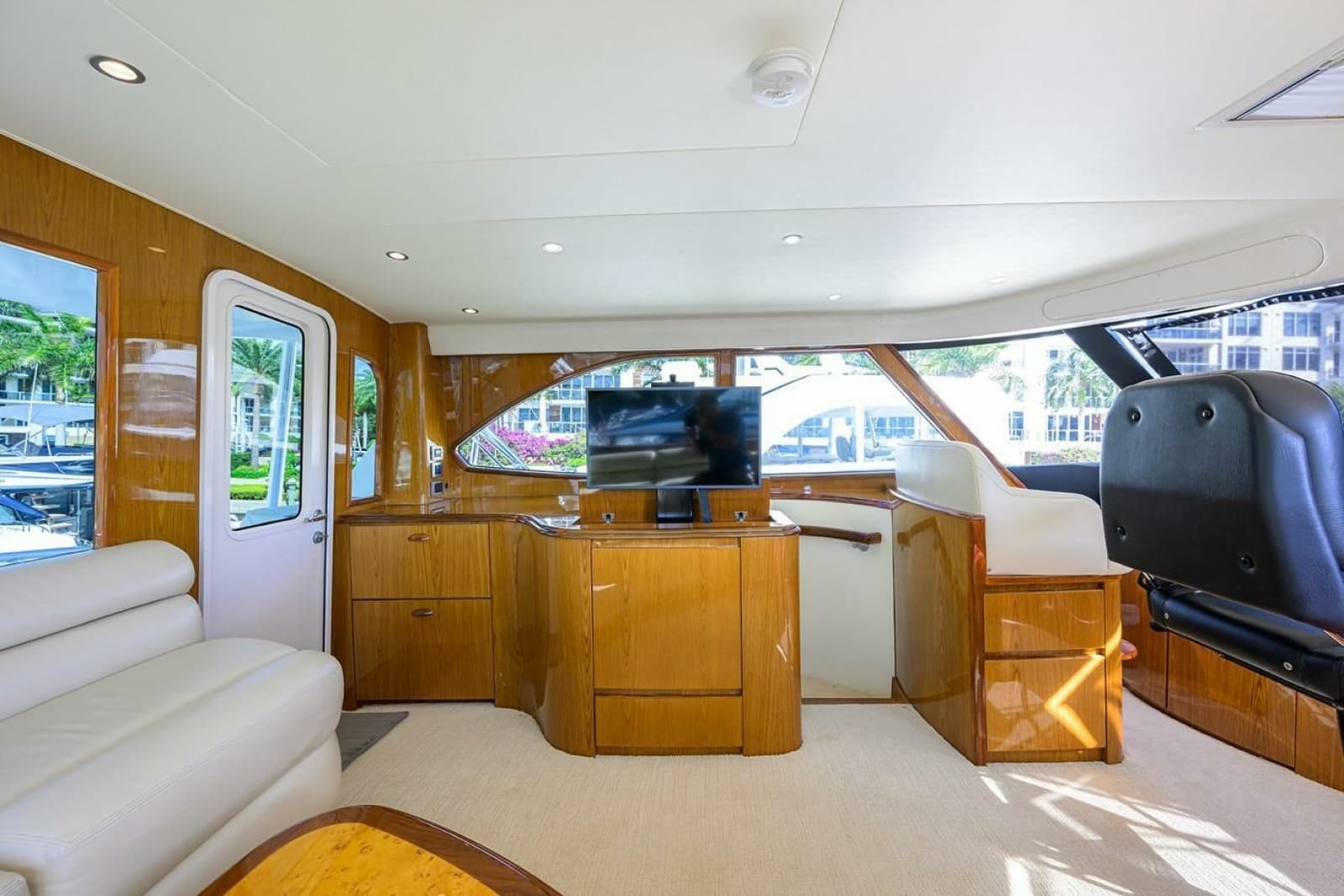 2010 Viking Enclosed Flybridge - Photo 26