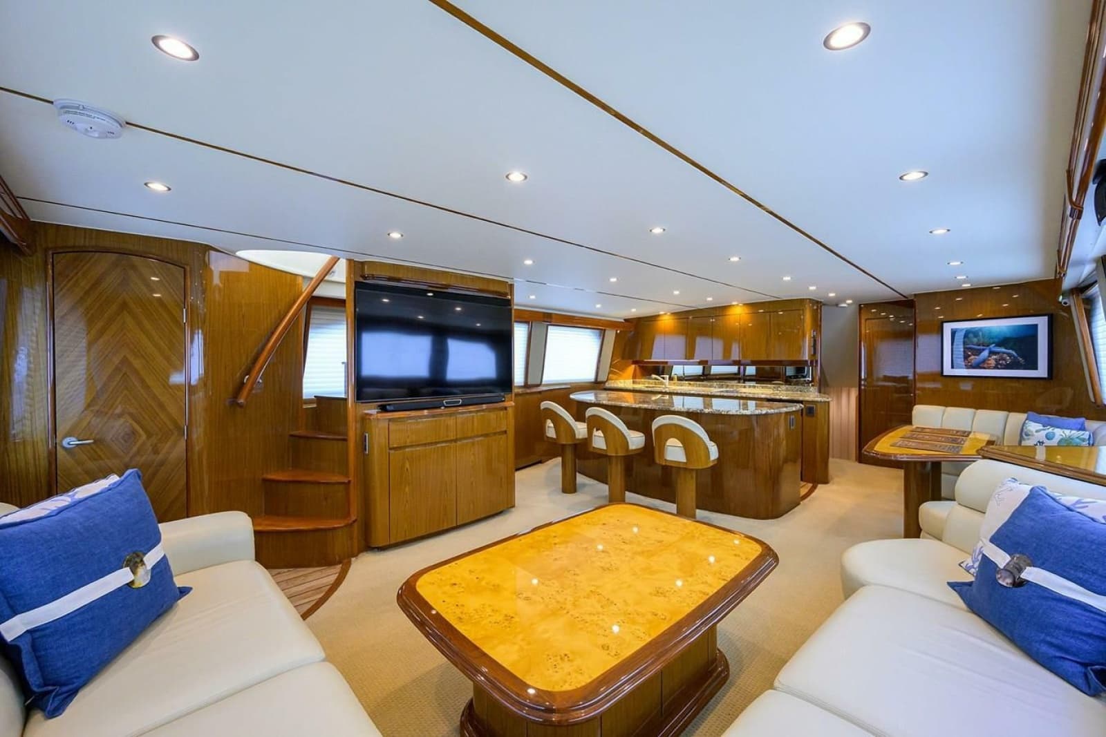 2010 Viking Enclosed Flybridge - Photo 8