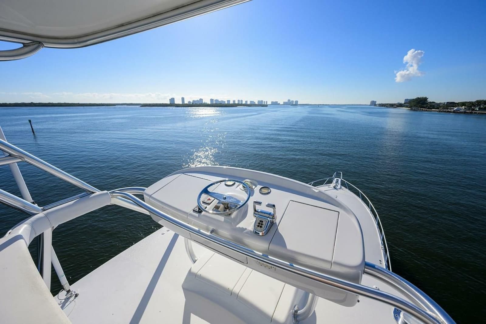 2010 Viking Enclosed Flybridge - Photo 28