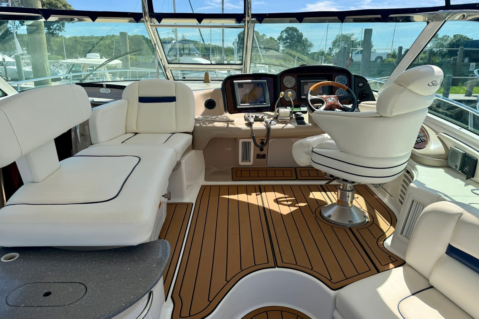 2006 Sea Ray 52 Sundancer - Photo 38