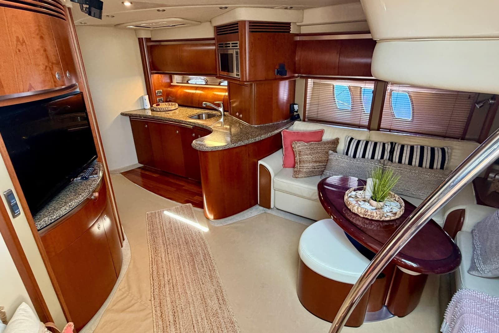 2006 Sea Ray 52 Sundancer - Photo 33
