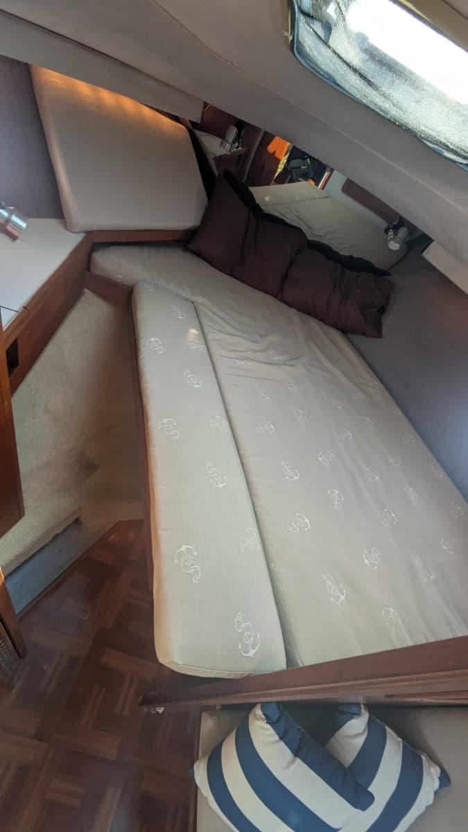 1988 Tiara Yachts  - Photo 13