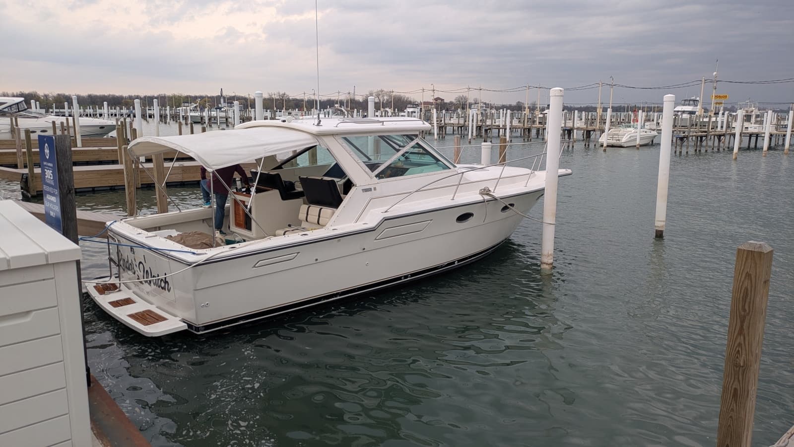 1988 Tiara Yachts  - Photo 1