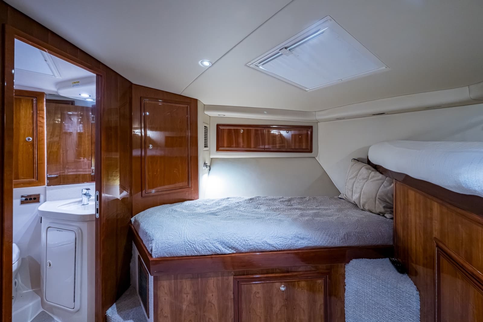 2005 Riviera 51 Flybridge - Photo 87