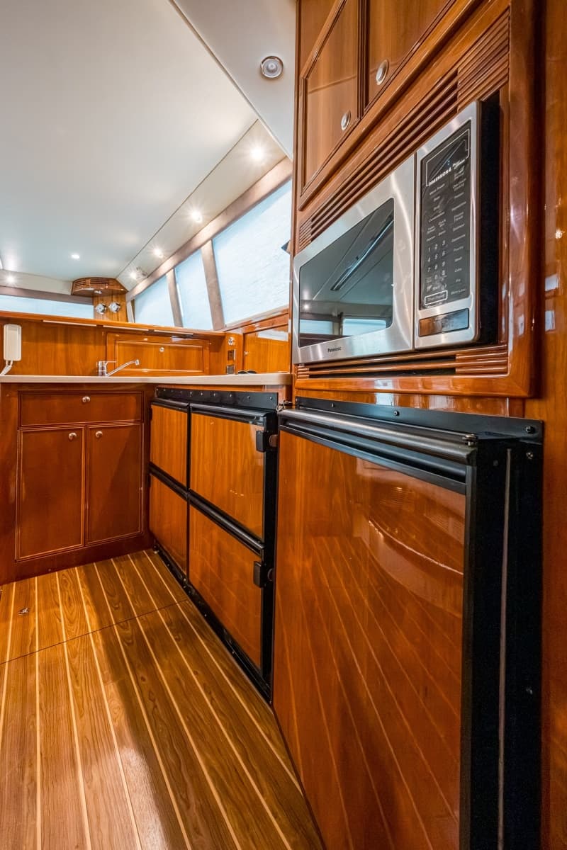 2005 Riviera 51 Flybridge - Photo 84