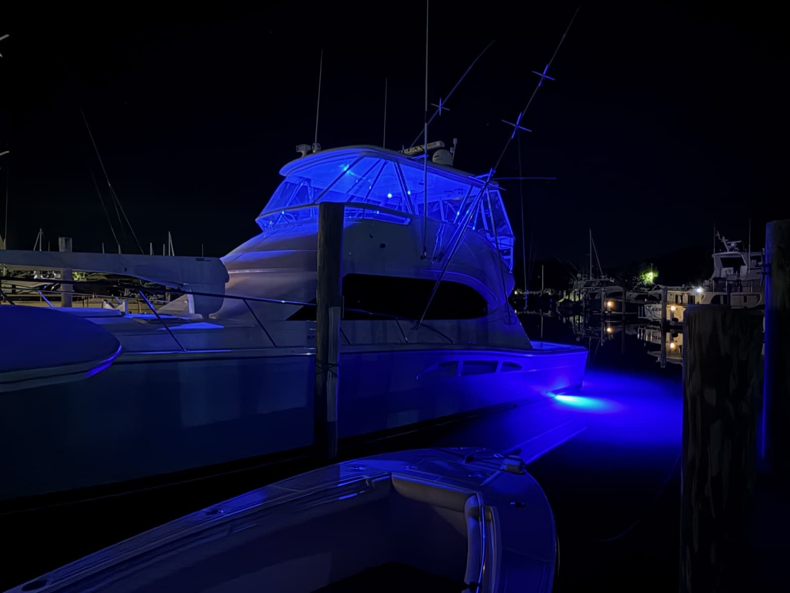 2005 Riviera 51 Flybridge - Photo 9
