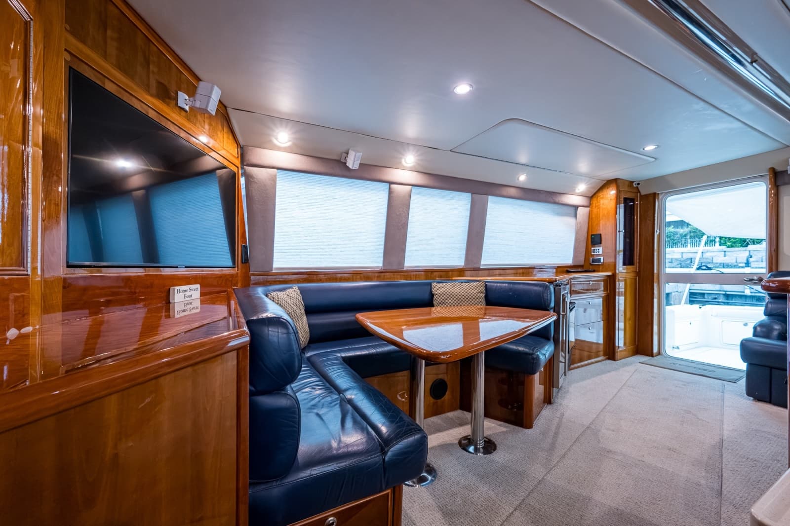 2005 Riviera 51 Flybridge - Photo 76