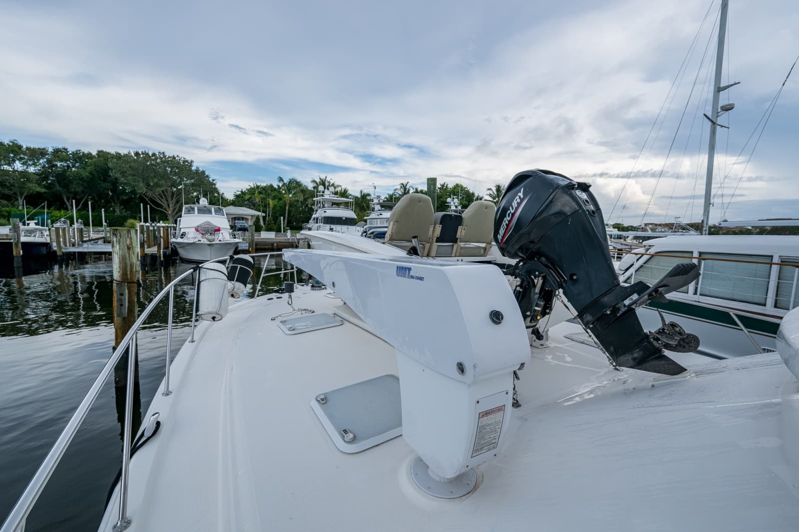 2005 Riviera 51 Flybridge - Photo 45