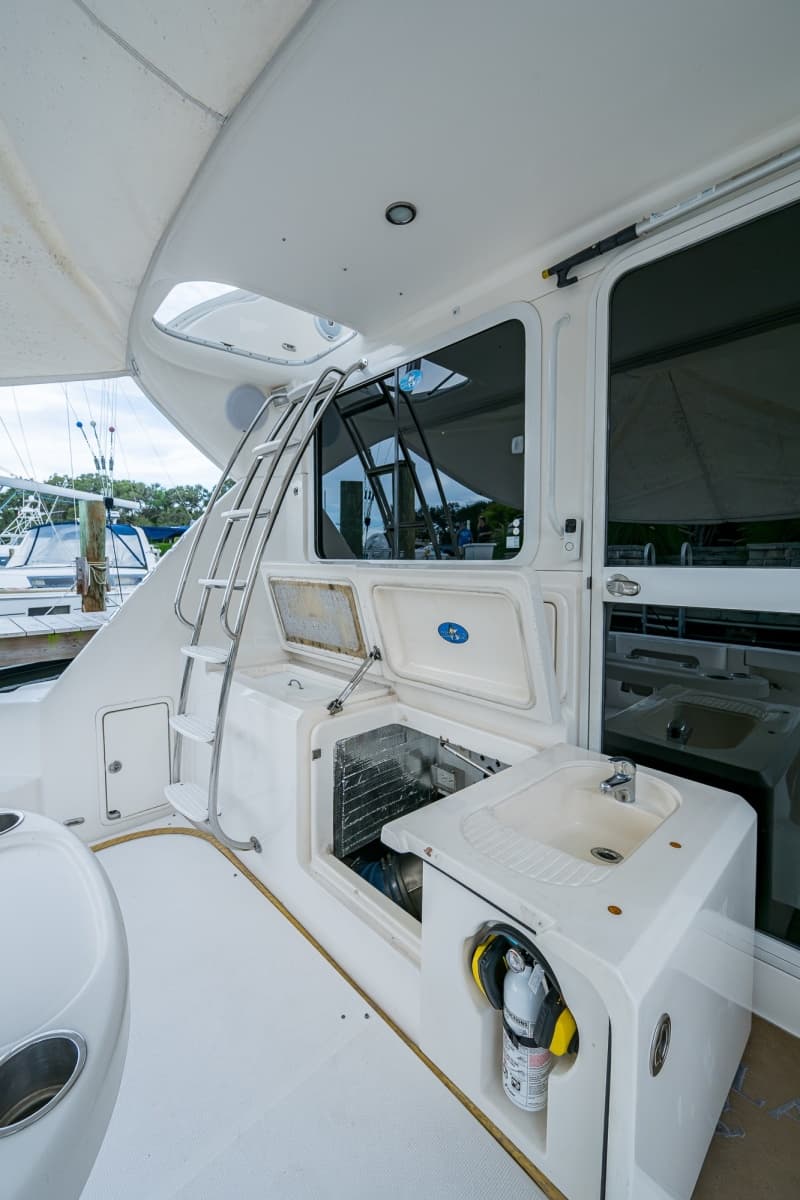 2005 Riviera 51 Flybridge - Photo 55