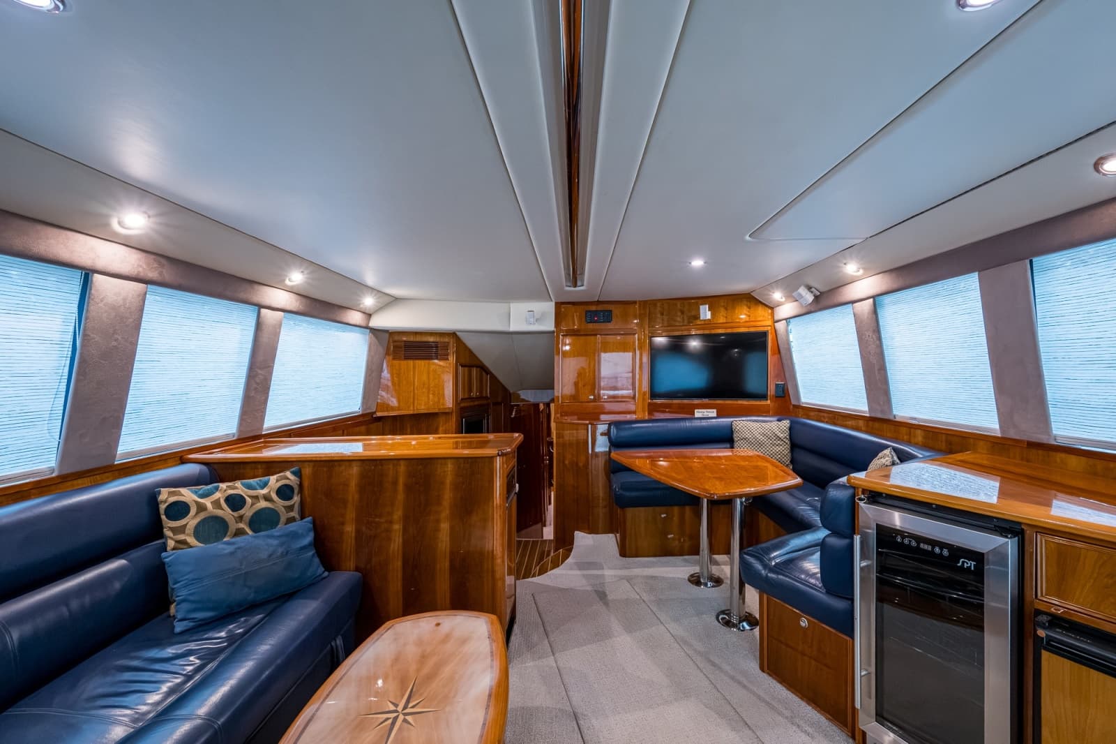 2005 Riviera 51 Flybridge - Photo 70