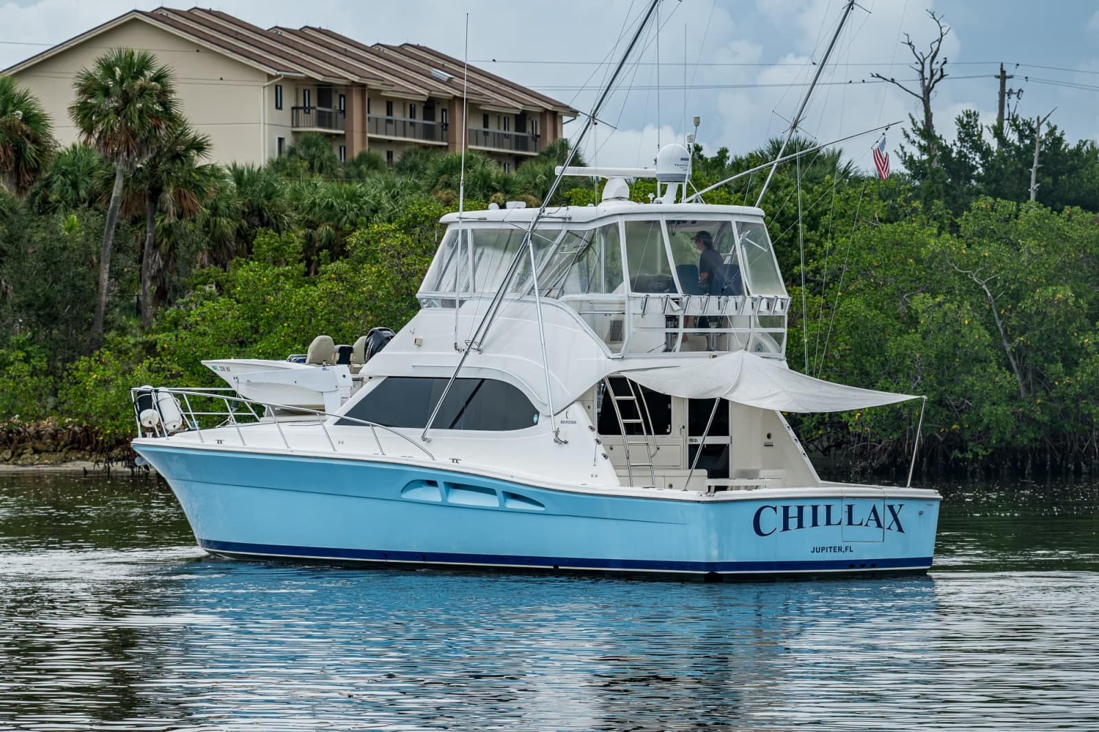 2005 Riviera 51 Flybridge - Photo 10