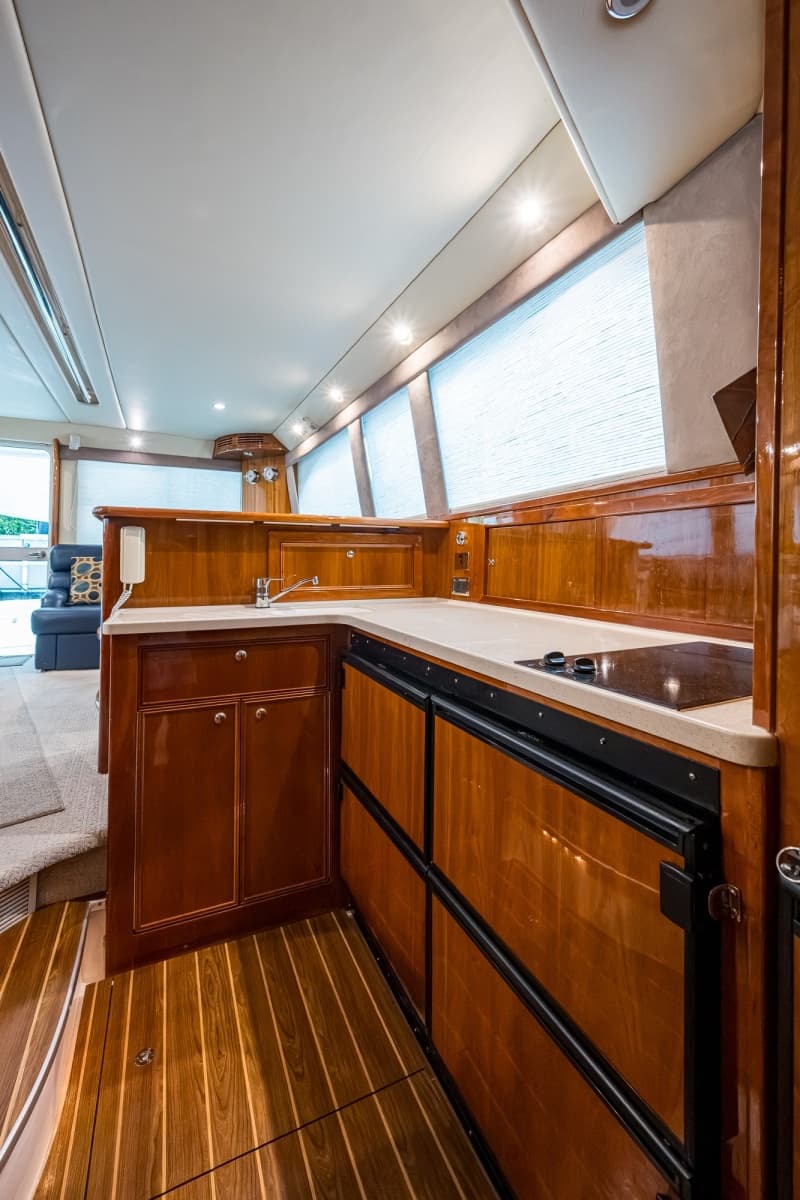 2005 Riviera 51 Flybridge - Photo 85