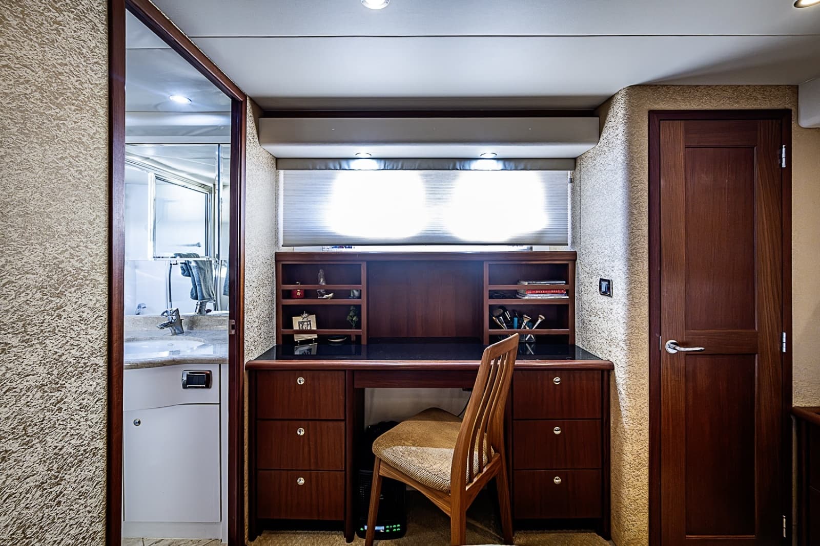 2005 Pacific Mariner 2005 Pacific Mariner Motor Yacht - Photo 35