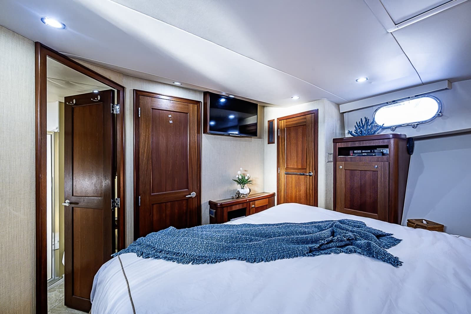 2005 Pacific Mariner 2005 Pacific Mariner Motor Yacht - Photo 25