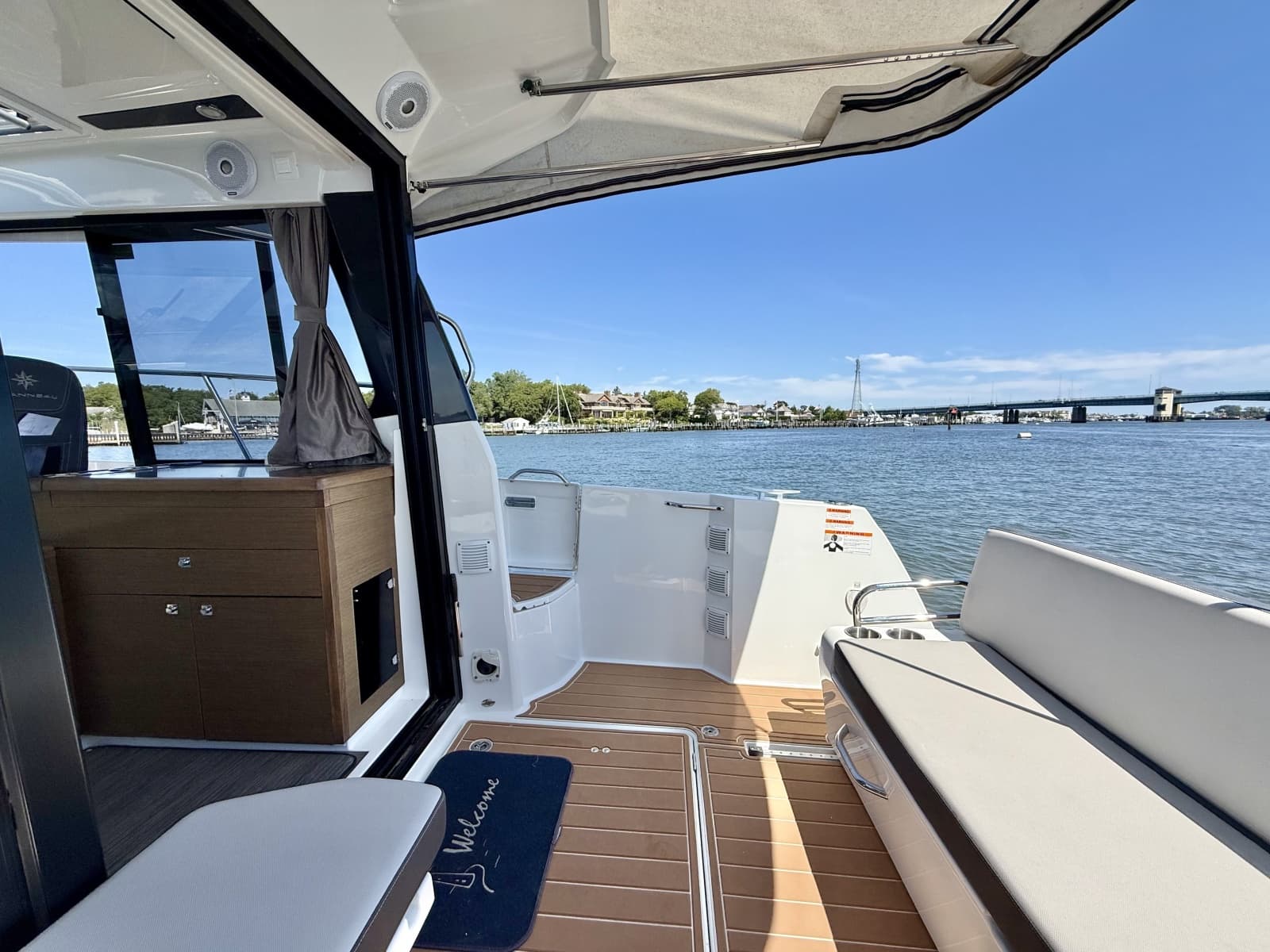 2019 Jeanneau NC 895 - Photo 10