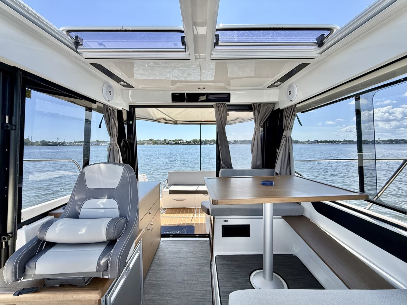 2019 Jeanneau NC 895 - Photo 19