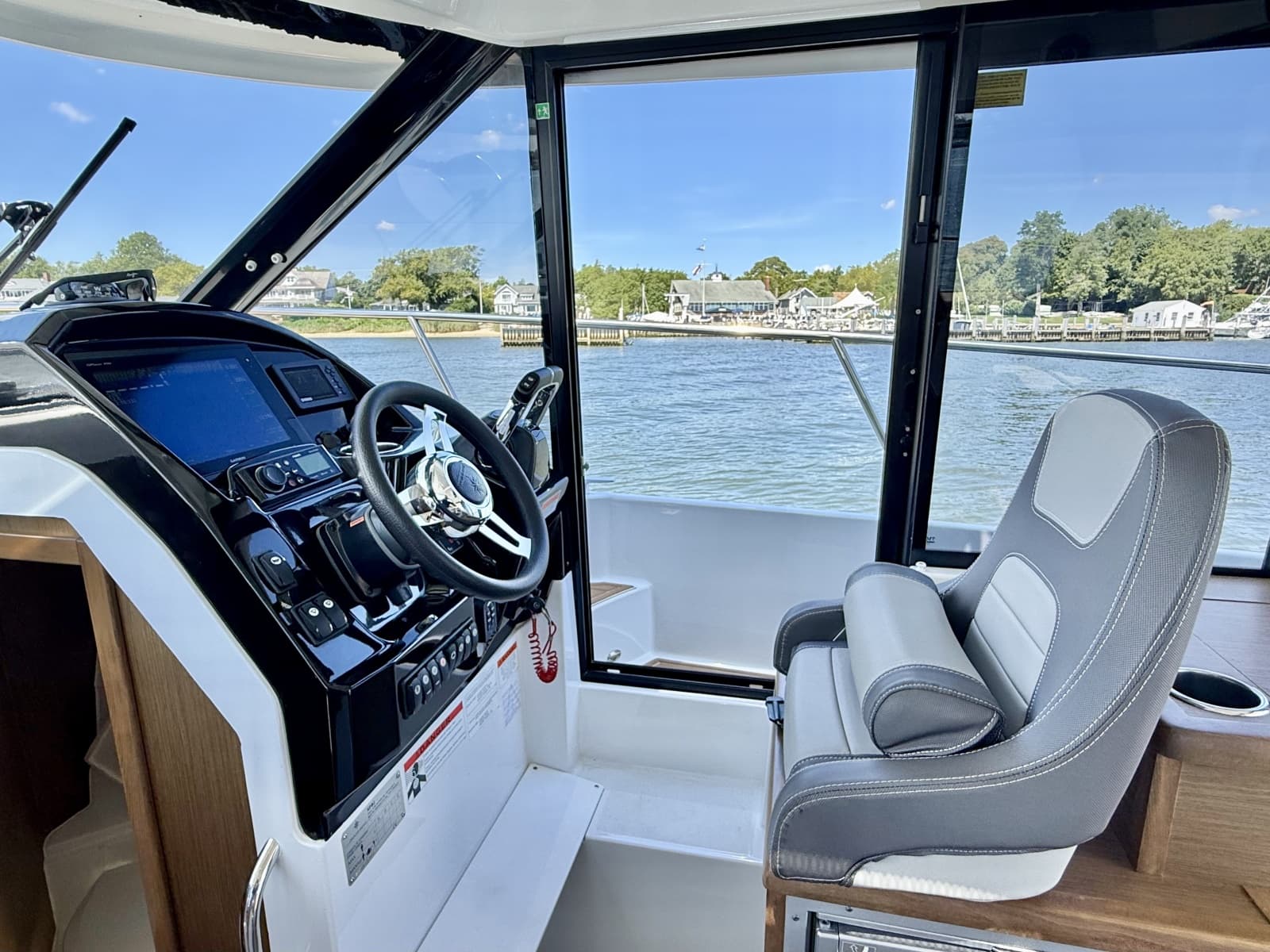 2019 Jeanneau NC 895 - Photo 20