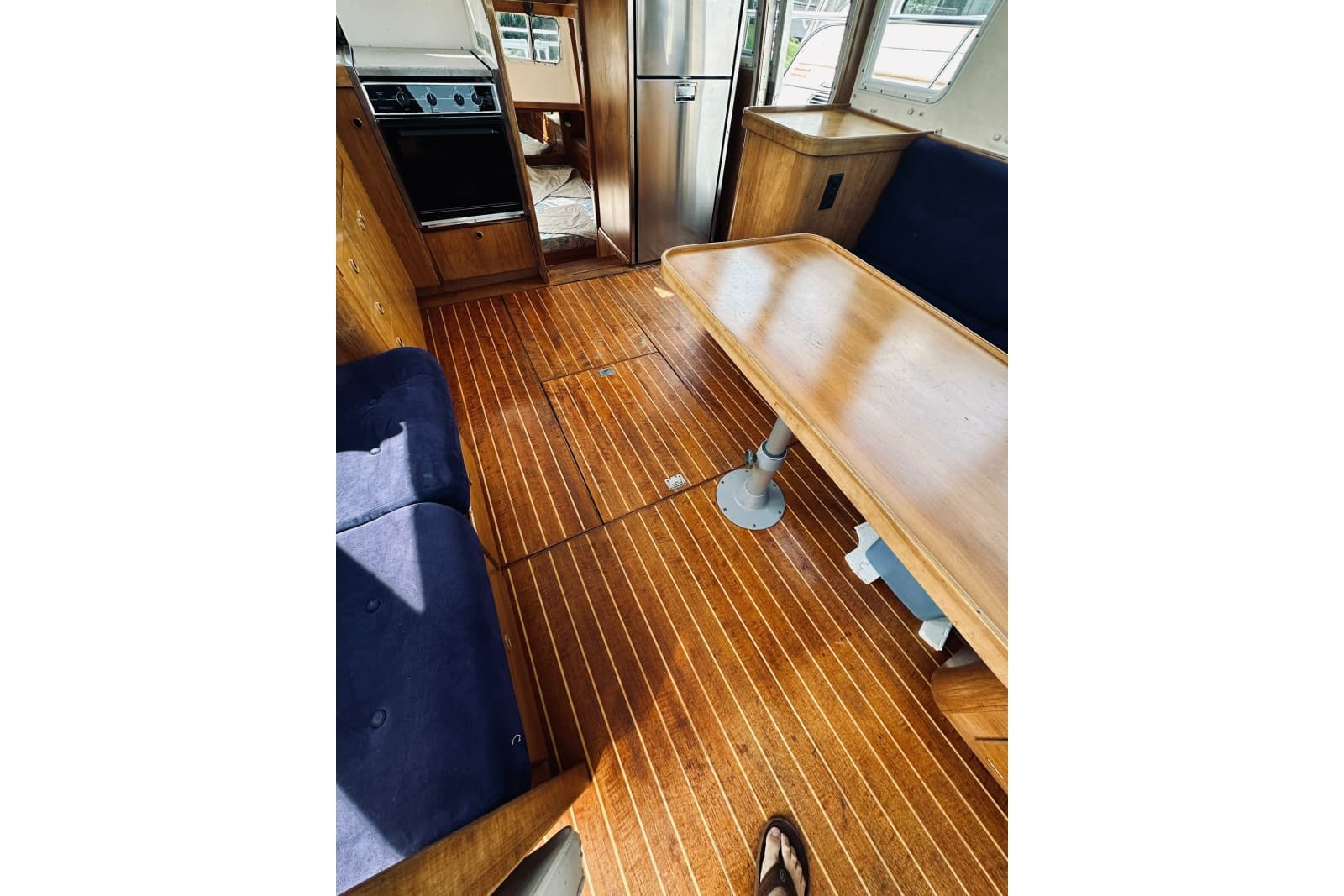 1996 Sabreline 36 Sedan - Photo 83