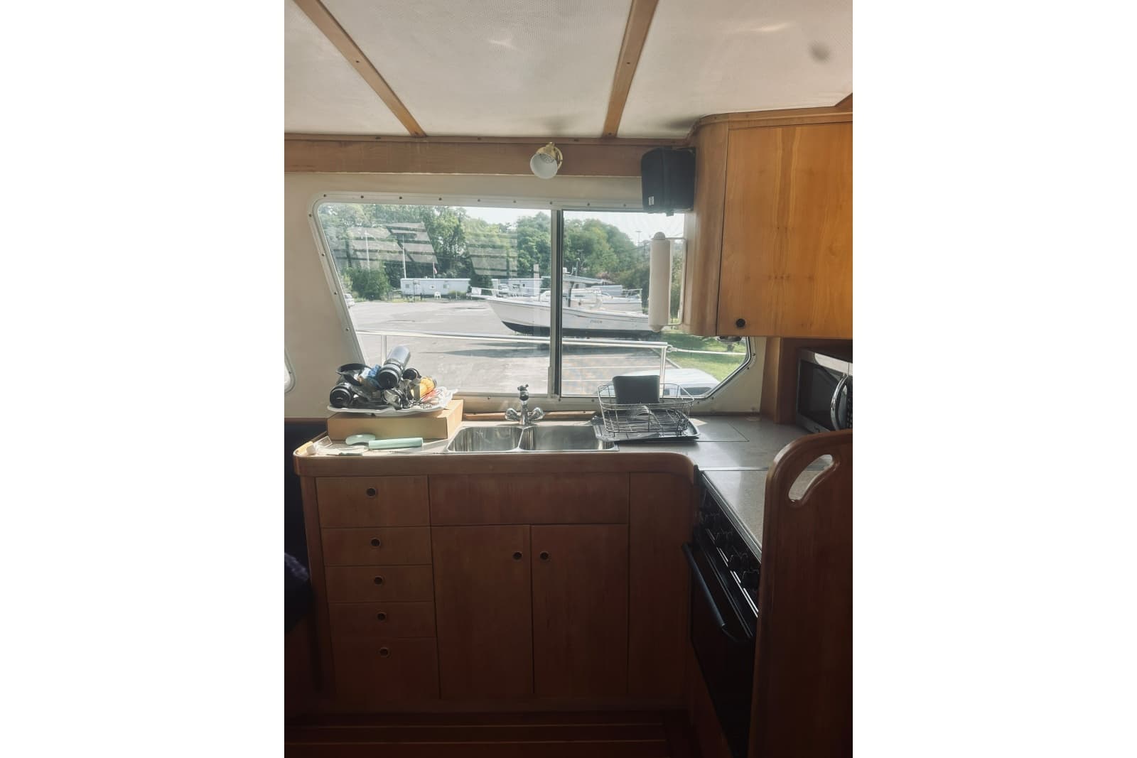 1996 Sabreline 36 Sedan - Photo 27
