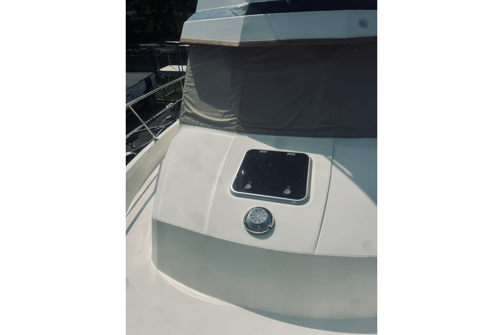 1996 Sabreline 36 Sedan - Photo 20