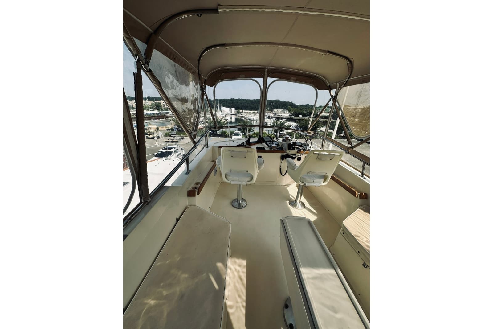 1996 Sabreline 36 Sedan - Photo 90