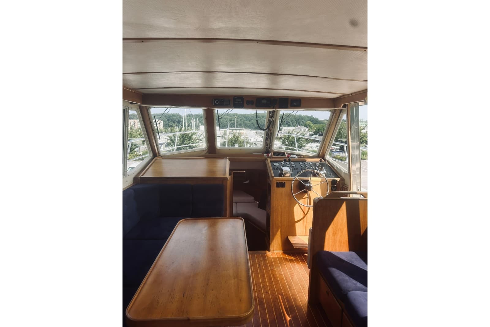 1996 Sabreline 36 Sedan - Photo 40