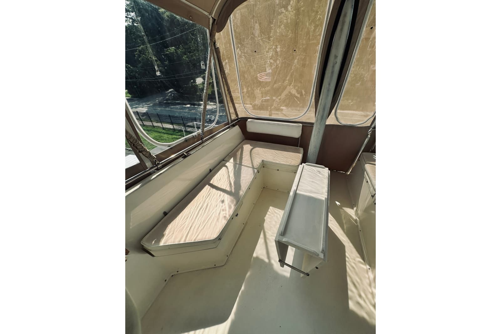 1996 Sabreline 36 Sedan - Photo 98