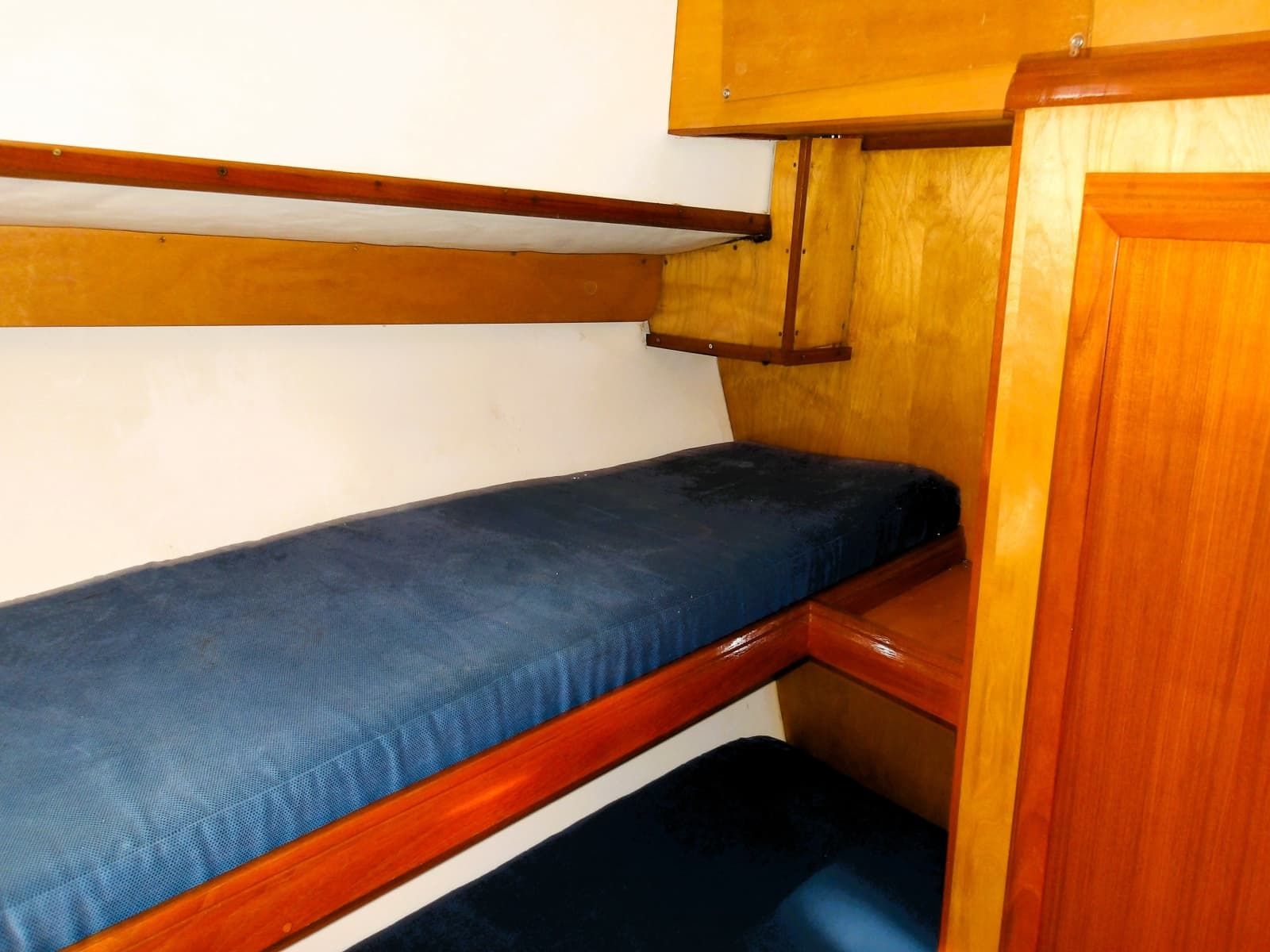 1990 Shannon Voyager 36 - Photo 56